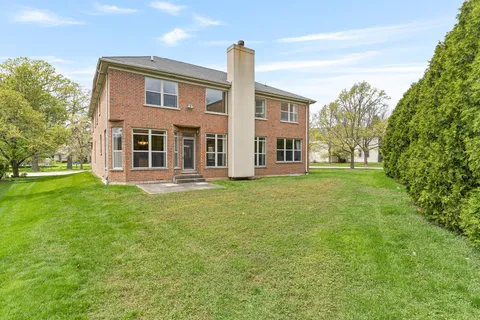 $1,250,000 | 47 Holabird Circle, Highwood, IL 60040