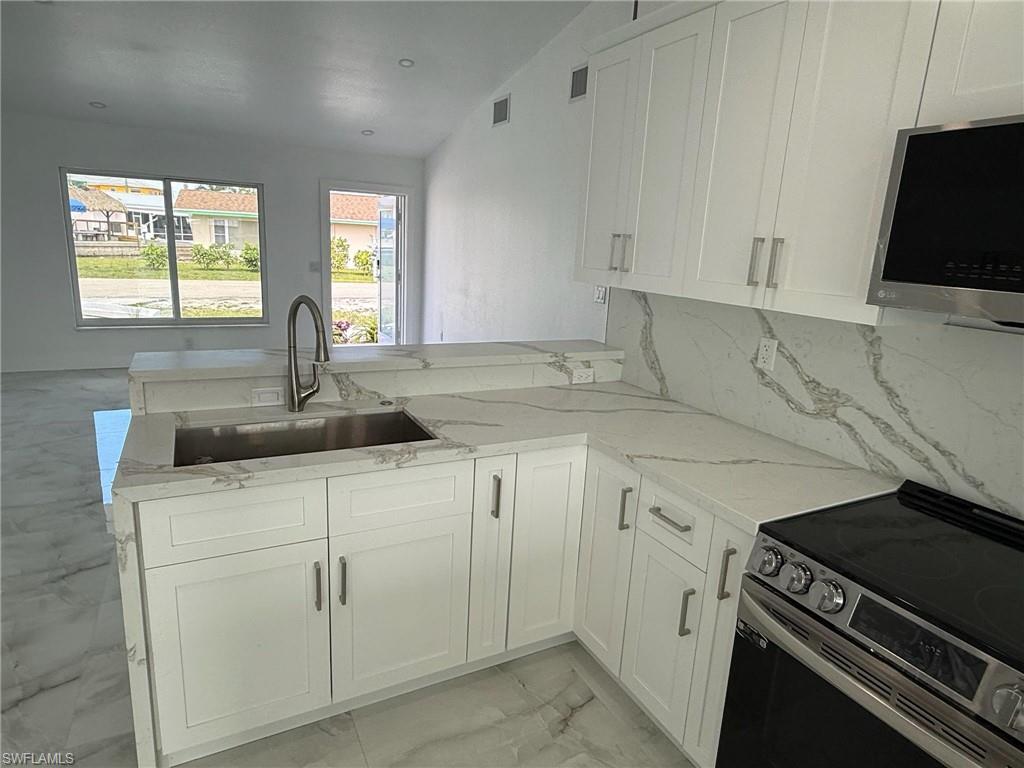 2823 Janet Street Matlacha, FL 33993 - Photo 6 of 18