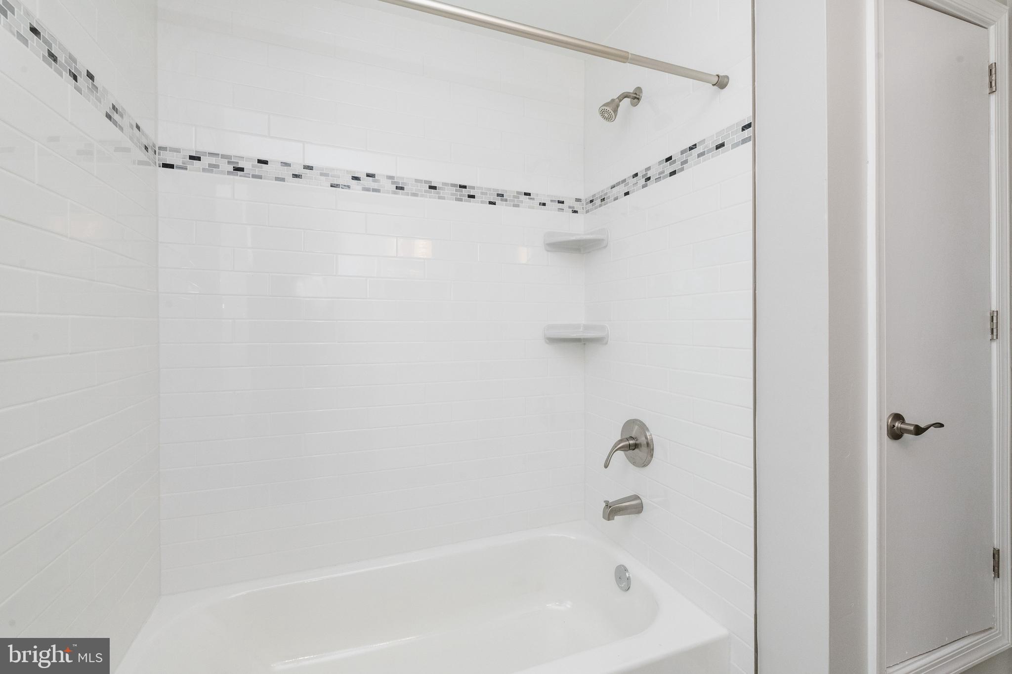 6232 Radecke Avenue Baltimore, MD 21206 - Photo 19 of 26 Bathroom