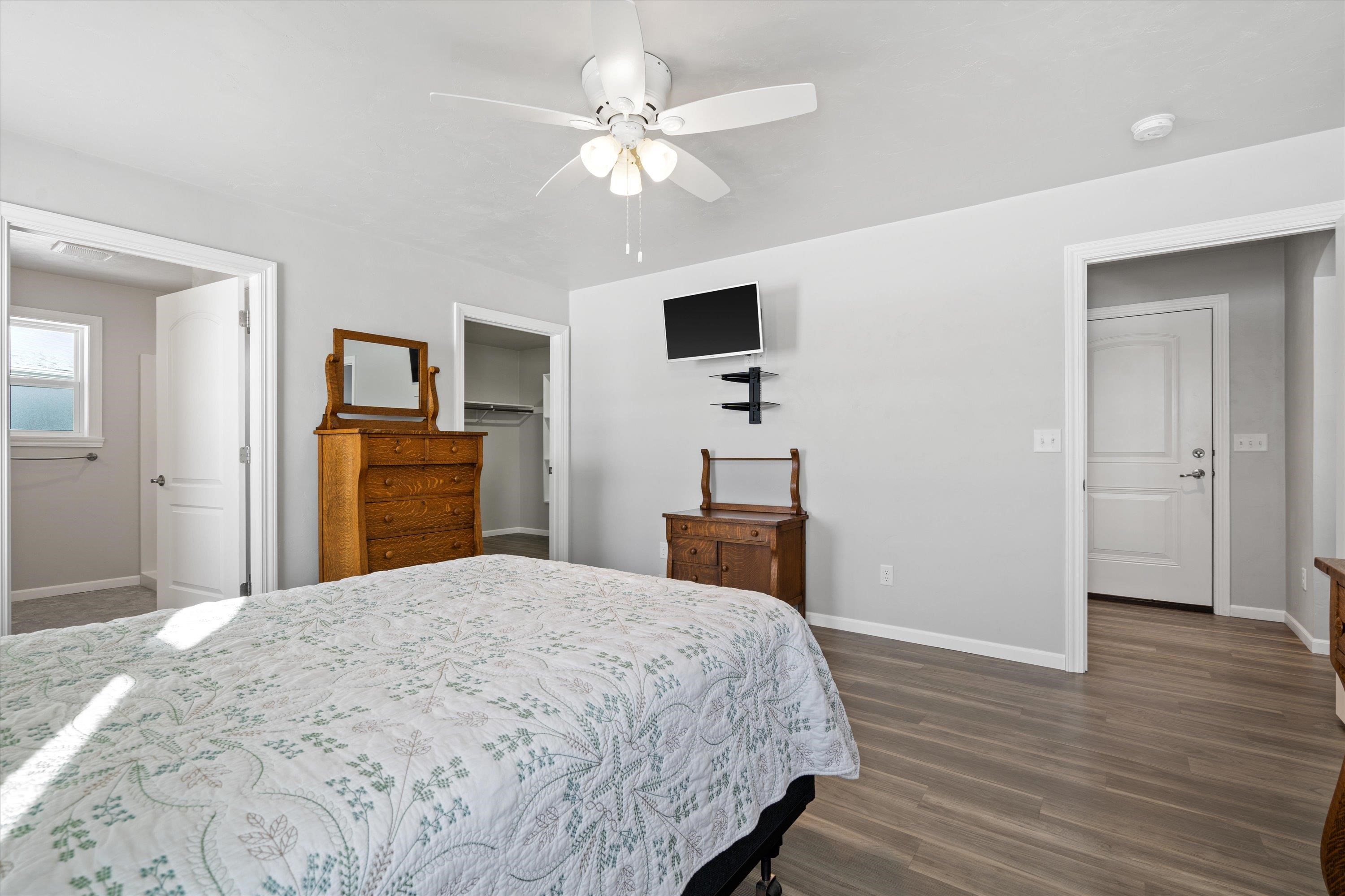 1735 Red Oak Street Green Bay, WI 54313 - Photo 23 of 40