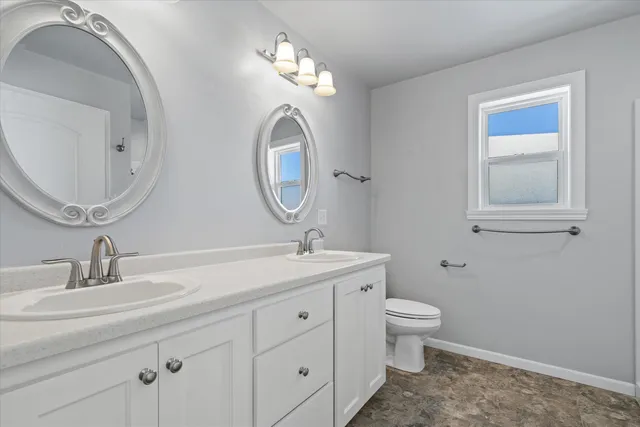 $499,000 | 1735 Red Oak Street, Green Bay, WI 54313