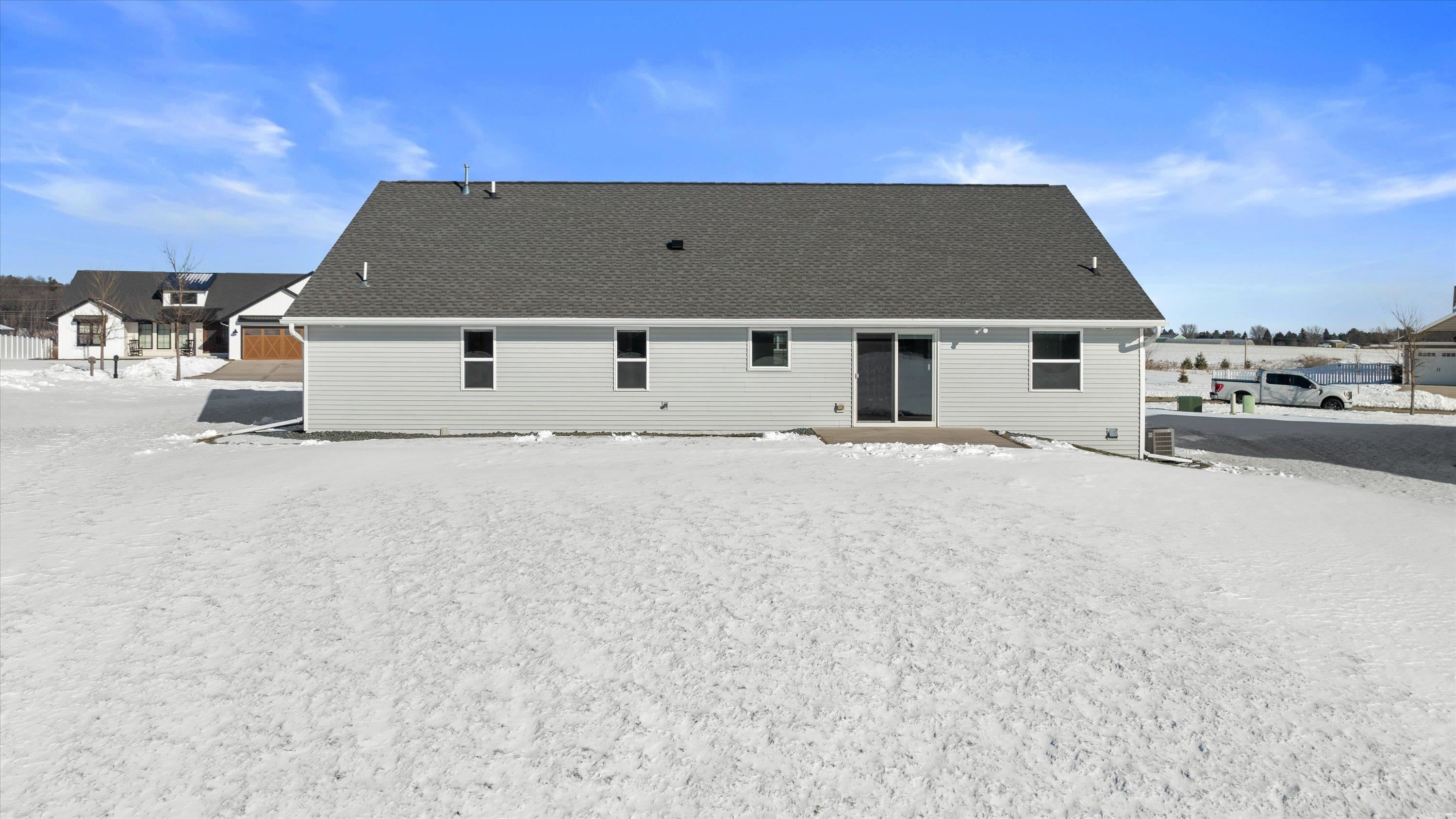 1735 Red Oak Street Green Bay, WI 54313 - Photo 38 of 40