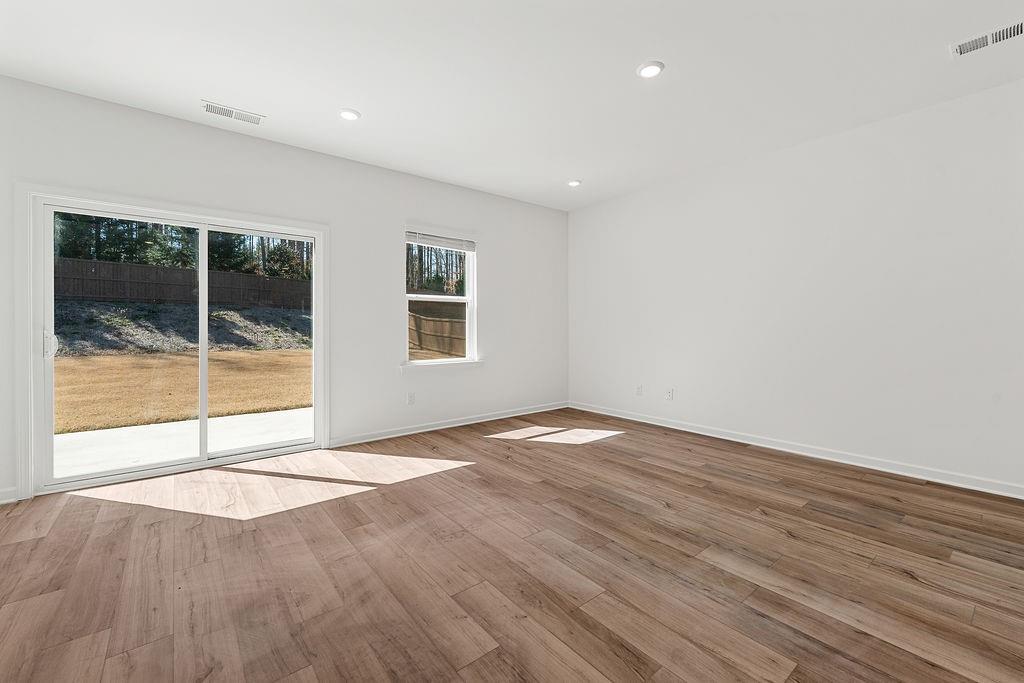 103 Dewitt Drive Jefferson, GA 30549 - Photo 12 of 50