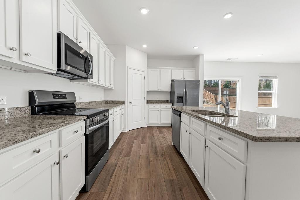 103 Dewitt Drive Jefferson, GA 30549 - Photo 15 of 50