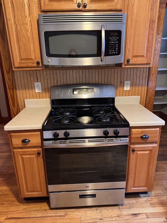 9 Herbertson Road, Unit 1 Boston, MA 02130 - Photo 5 of 10