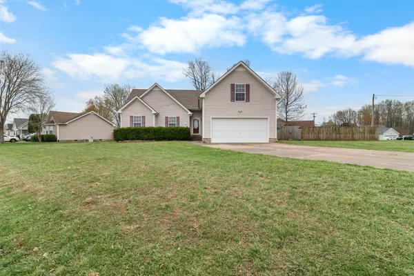 $1,700 | 3809 Man O War Boulevard, Clarksville, TN 37042