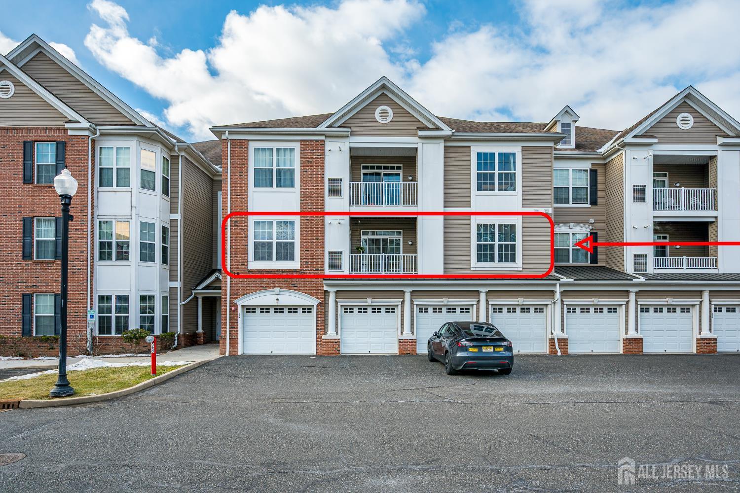 2822 Edward Stec Boulevard Edison, NJ 08837 - Photo 2 of 36