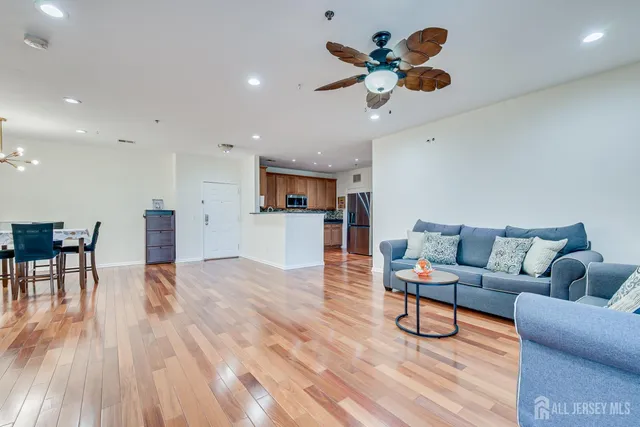 $525,000 | 2822 Edward Stec Boulevard, Edison, NJ 08837