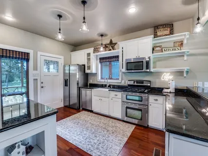 $562,500 | 14244 Caddo Creek Circle, Larue, TX 75770