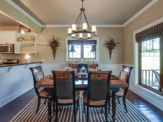 $562,500 | 14244 Caddo Creek Circle, Larue, TX 75770