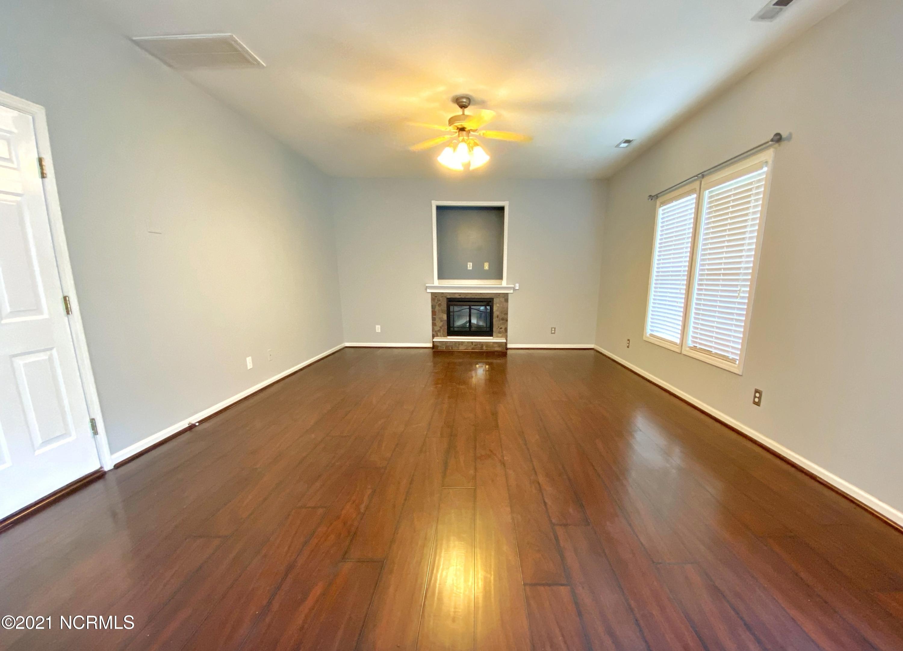 1852 Haw Branch Road Beulaville, NC 28518 - Photo 7 of 35 Famrm2