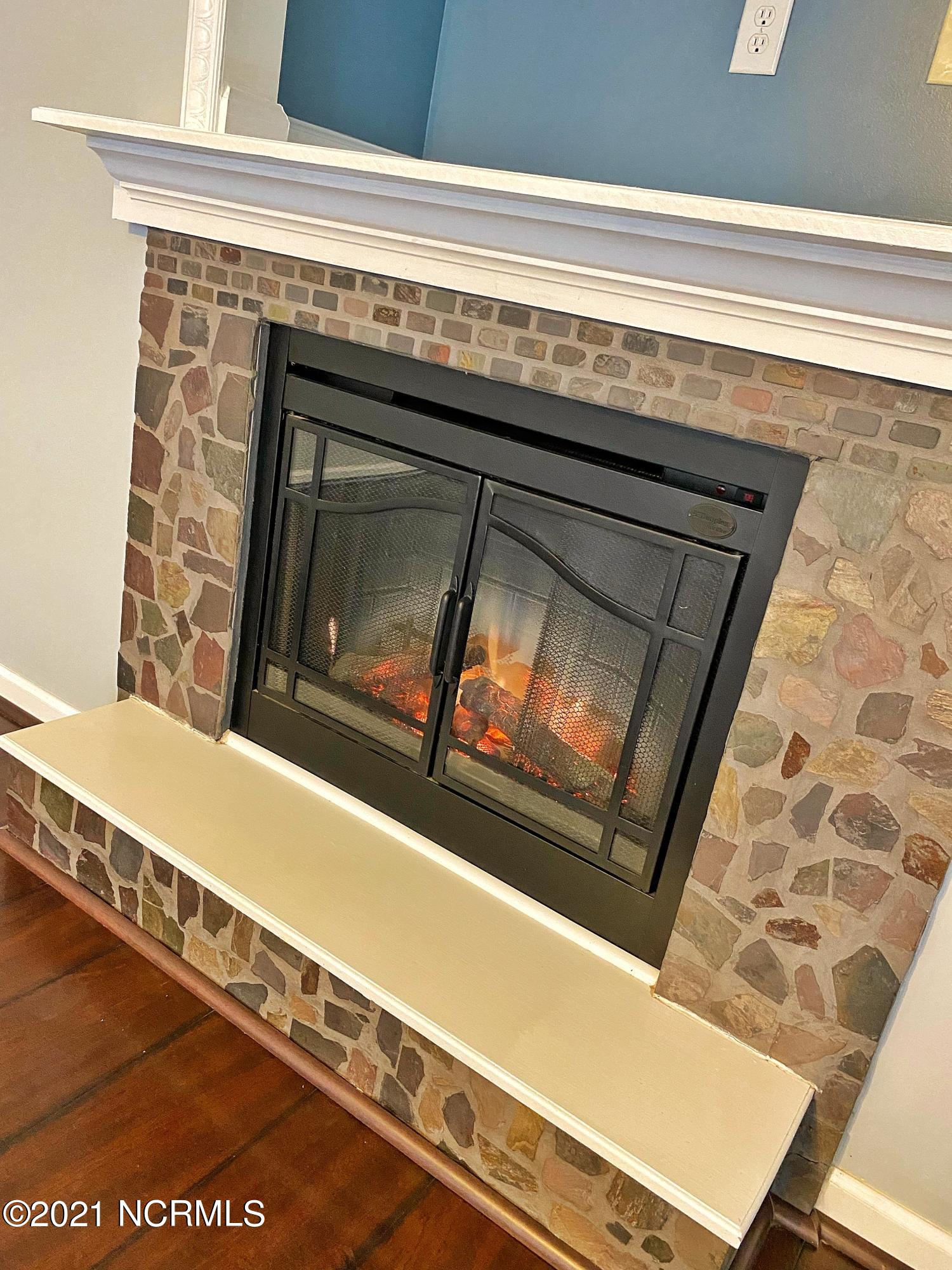 1852 Haw Branch Road Beulaville, NC 28518 - Photo 9 of 35 Fireplace