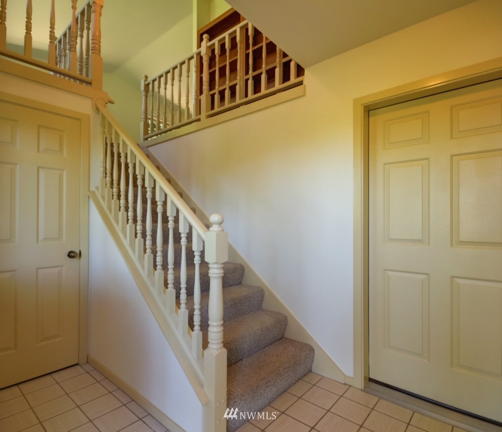 5008 Bakerview Road Oak Harbor, WA 98277 - Photo 18 of 25 Gallery Image 18