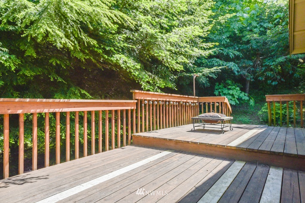 5008 Bakerview Road Oak Harbor, WA 98277 - Photo 20 of 25 Gallery Image 20