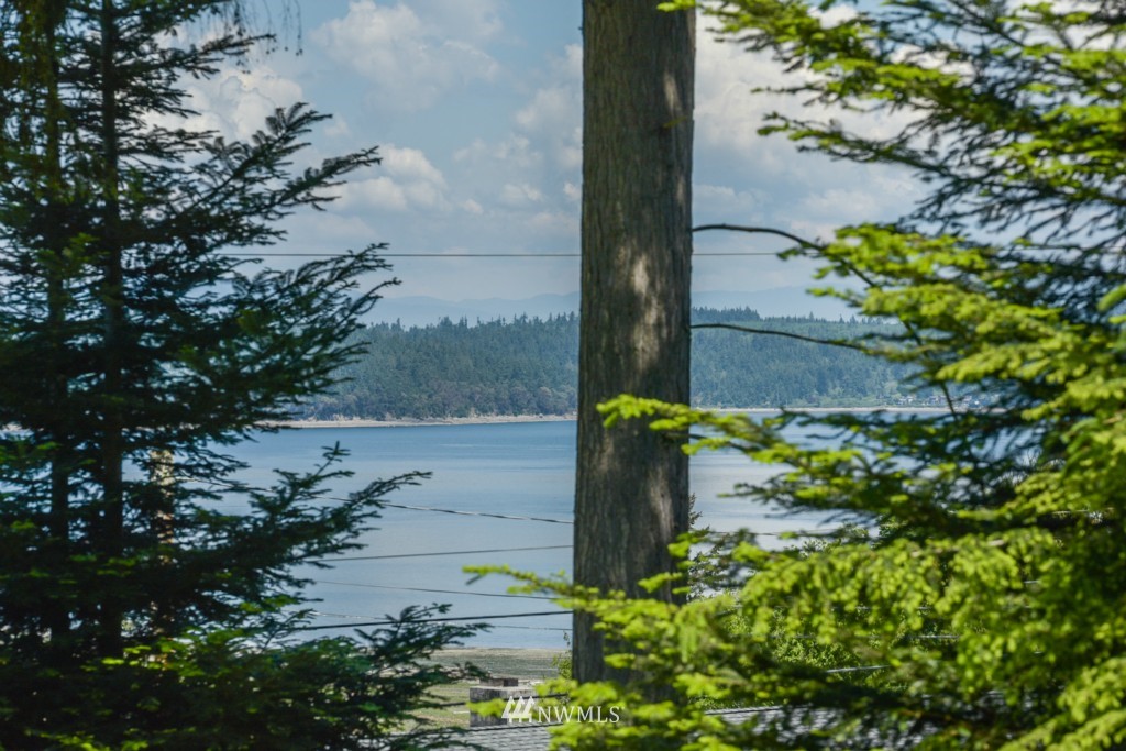 5008 Bakerview Road Oak Harbor, WA 98277 - Photo 21 of 25 Gallery Image 21