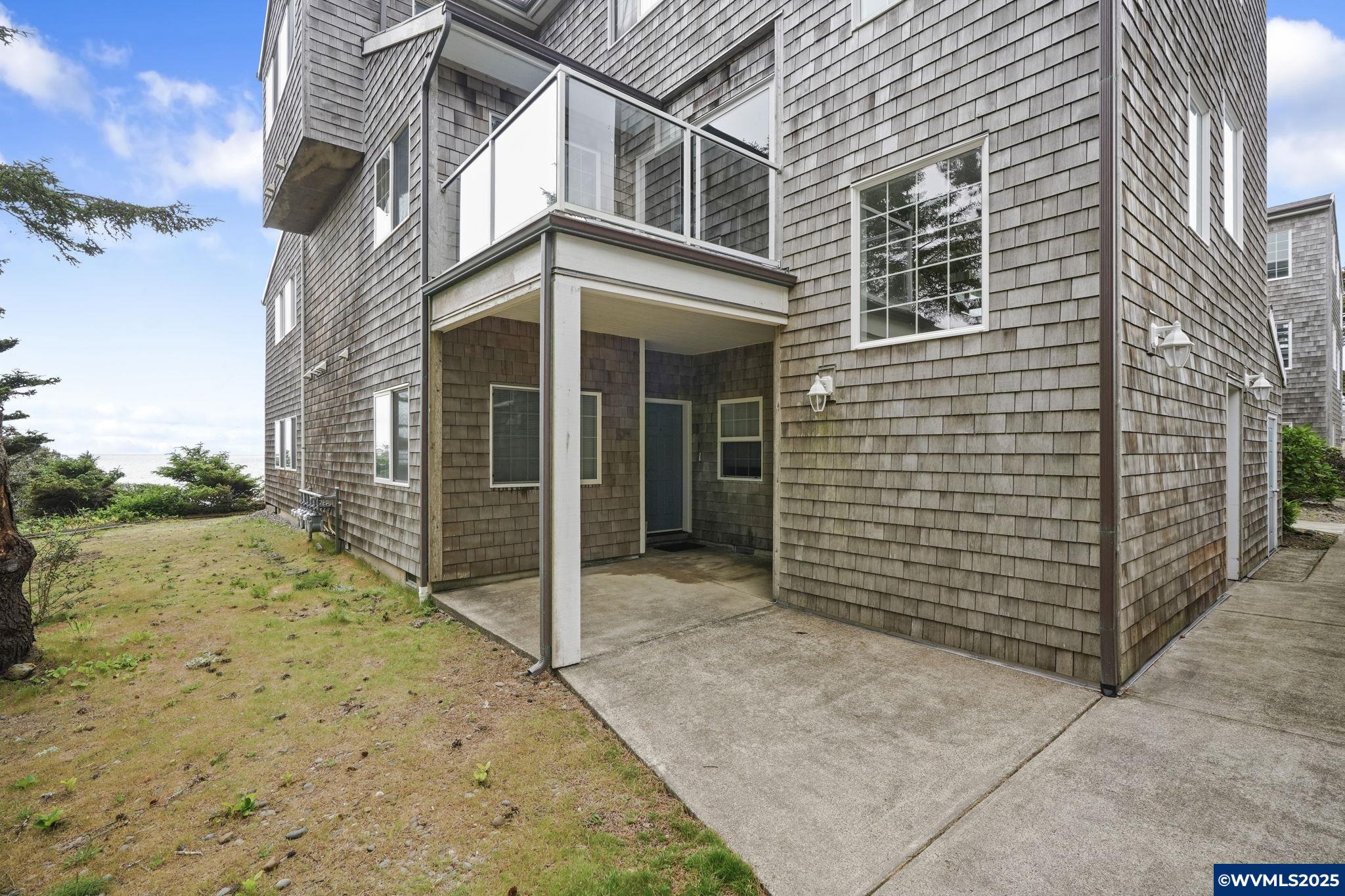 1113 Highway 101, Unit 1 Depoe Bay, OR 97341 - Photo 28 of 48