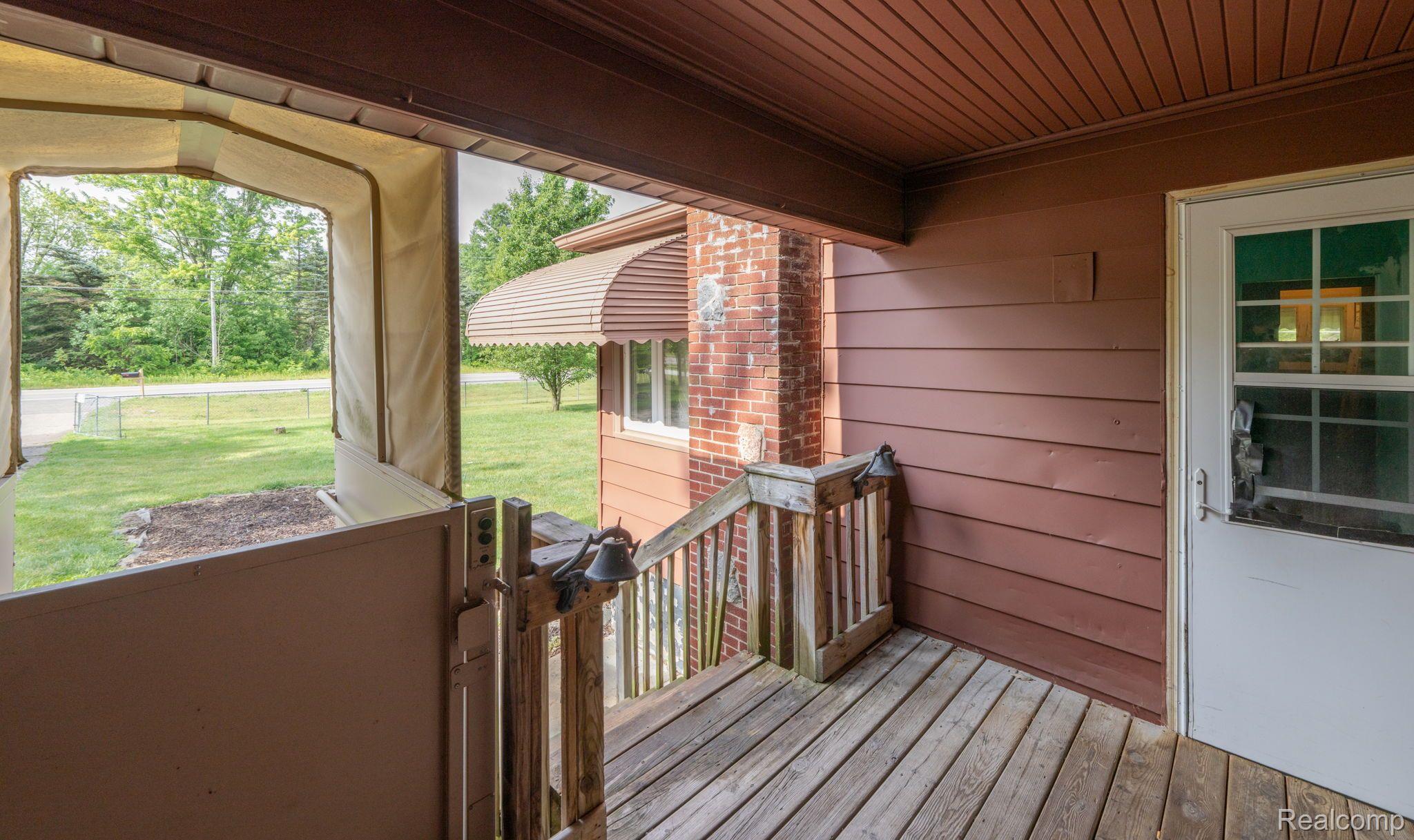 5638 Davison Road Lapeer, MI 48446 - Photo 27 of 34 Gallery Image 27
