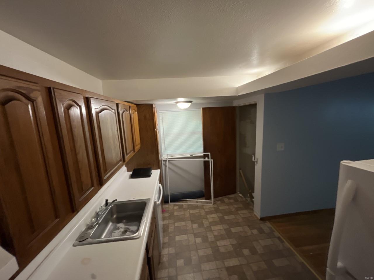 10726 Glen Garry Road St. Louis, MO 63137 - Photo 4 of 10