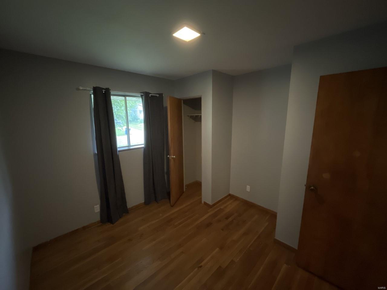 10726 Glen Garry Road St. Louis, MO 63137 - Photo 7 of 10