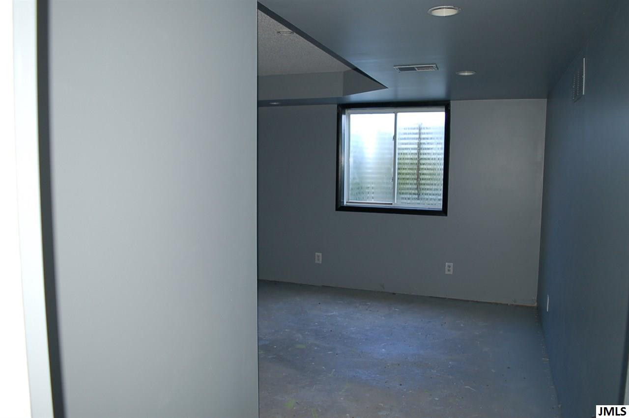 1360 South Sandstone Road Jackson, MI 49201 - Photo 18 of 20 Photo 18