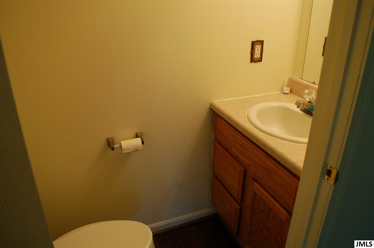 1360 South Sandstone Road Jackson, MI 49201 - Photo 8 of 20 Photo 8
