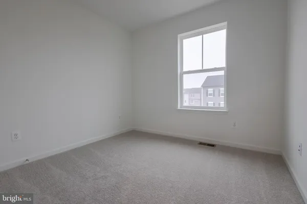 $2,150 | 25 Nymph Road, Inwood, WV 25428