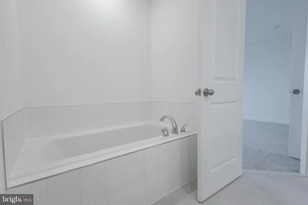 $2,150 | 25 Nymph Road, Inwood, WV 25428