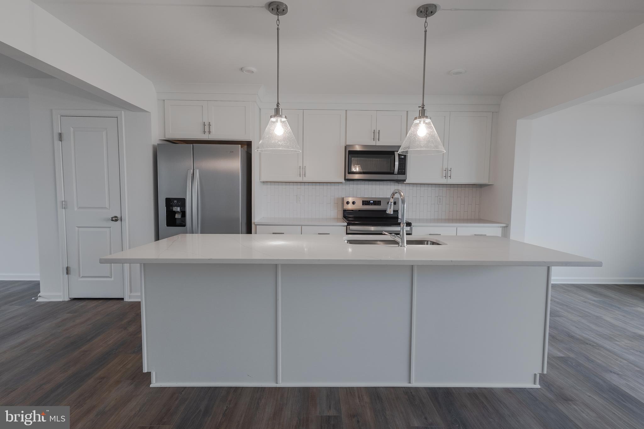 25 Nymph Road Inwood, WV 25428 - Photo 2 of 28