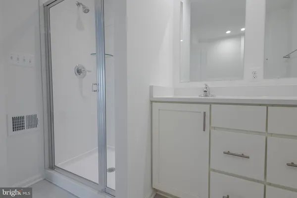 $2,150 | 25 Nymph Road, Inwood, WV 25428