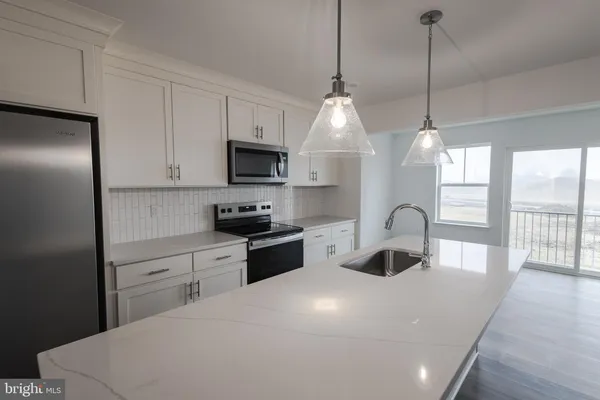 $2,150 | 25 Nymph Road, Inwood, WV 25428