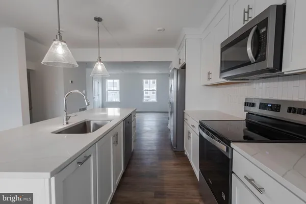 $2,150 | 25 Nymph Road, Inwood, WV 25428