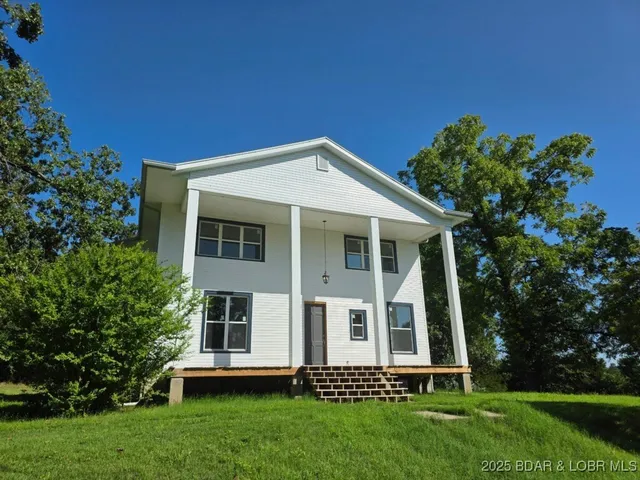 $329,000 | 1105 Lay Avenue, Warsaw, MO 65355
