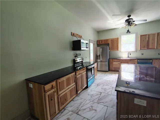 $329,000 | 1105 Lay Avenue, Warsaw, MO 65355