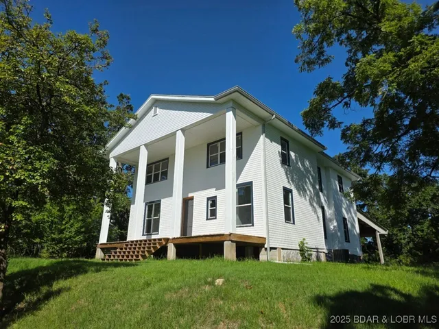 $329,000 | 1105 Lay Avenue, Warsaw, MO 65355