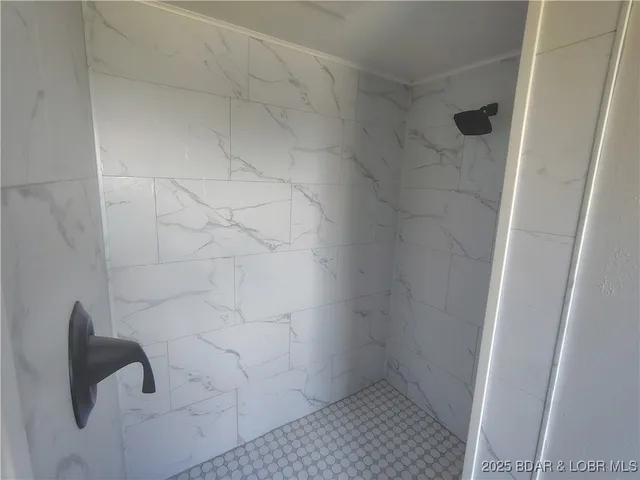 $329,000 | 1105 Lay Avenue, Warsaw, MO 65355