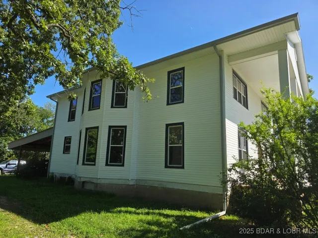 $329,000 | 1105 Lay Avenue, Warsaw, MO 65355