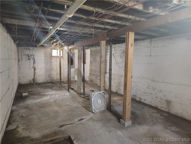 $329,000 | 1105 Lay Avenue, Warsaw, MO 65355