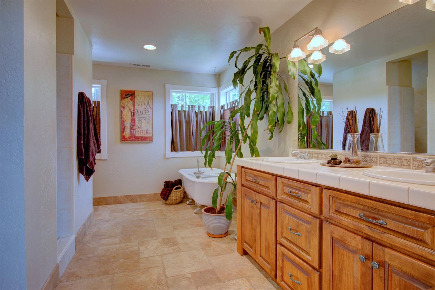 1701 Leonard Road Grants Pass, OR 97527 - Photo 24 of 35 Additional Photo