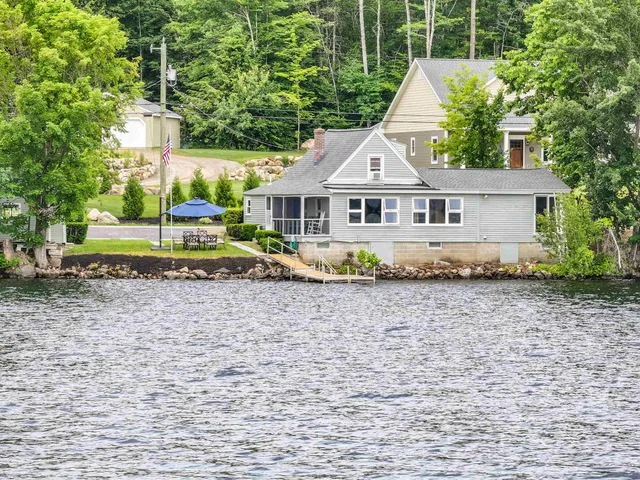 $869,900 | 215 Lakeshore Drive, Franklin, NH 03235