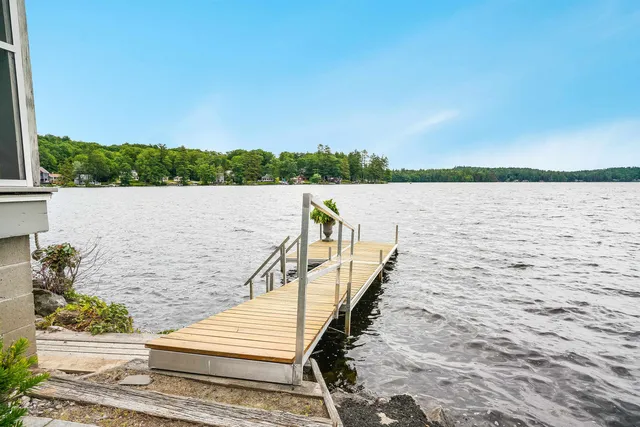 $869,900 | 215 Lakeshore Drive, Franklin, NH 03235