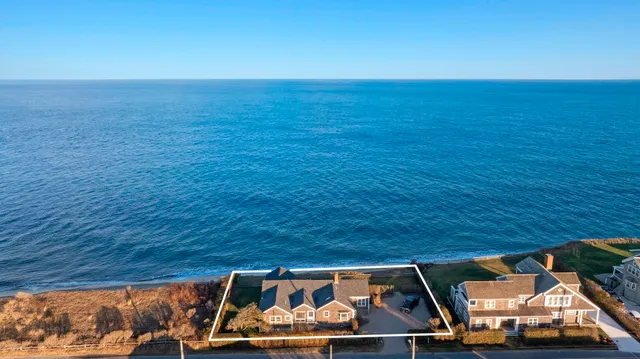 $1,895,000 | 83 Baxter Road, Nantucket, MA 02554
