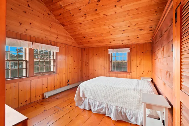 $1,895,000 | 83 Baxter Road, Nantucket, MA 02554