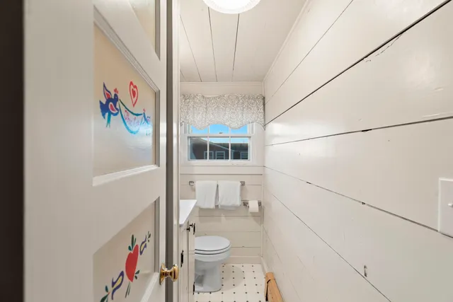 $1,895,000 | 83 Baxter Road, Nantucket, MA 02554