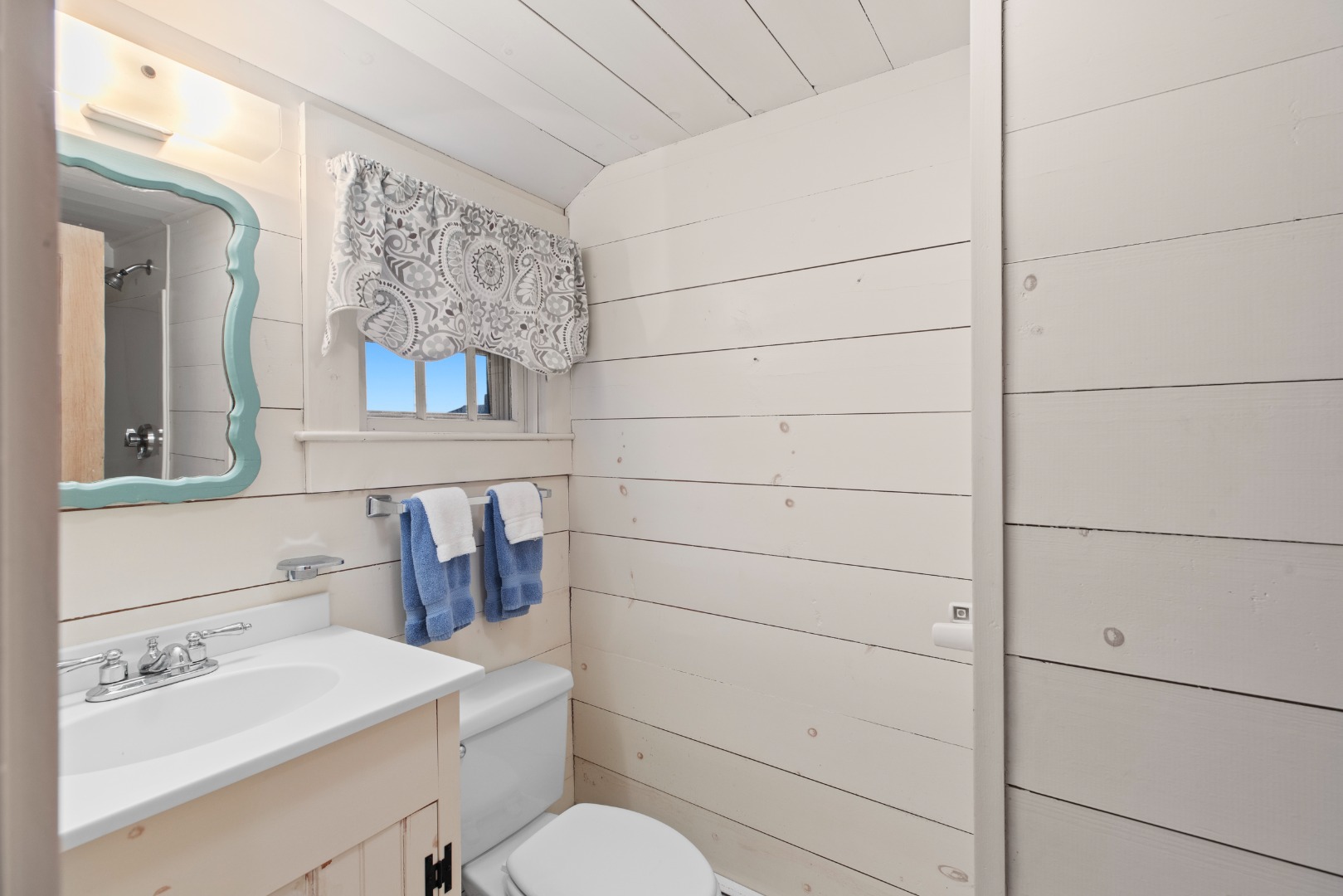 83 Baxter Road Nantucket, MA 02554 - Photo 31 of 43