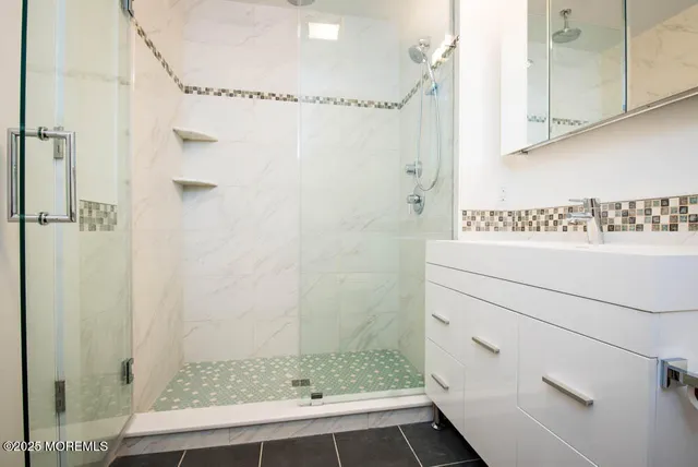 $3,400 | 209 Bond Street, Unit 3, Asbury Park, NJ 07712