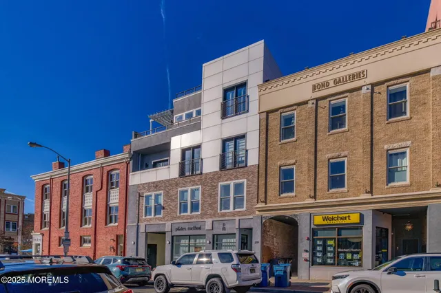 $3,400 | 209 Bond Street, Unit 3, Asbury Park, NJ 07712