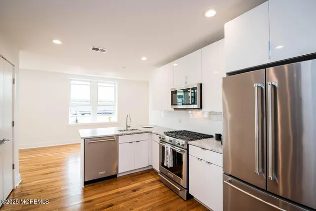 $3,400 | 209 Bond Street, Unit 3, Asbury Park, NJ 07712