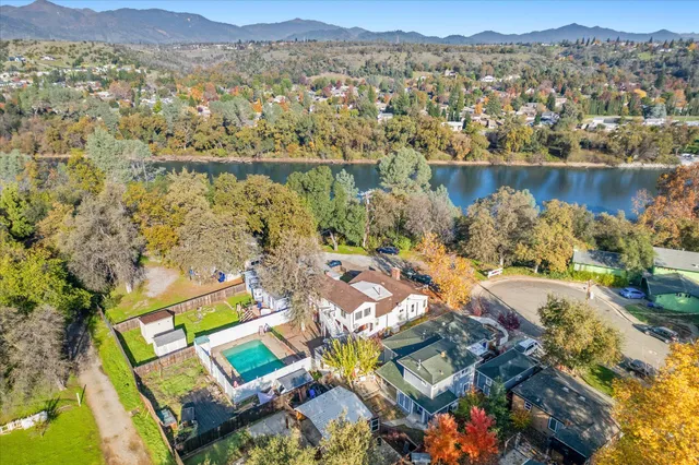 $380,000 | 656 West Street, Redding, CA 96001