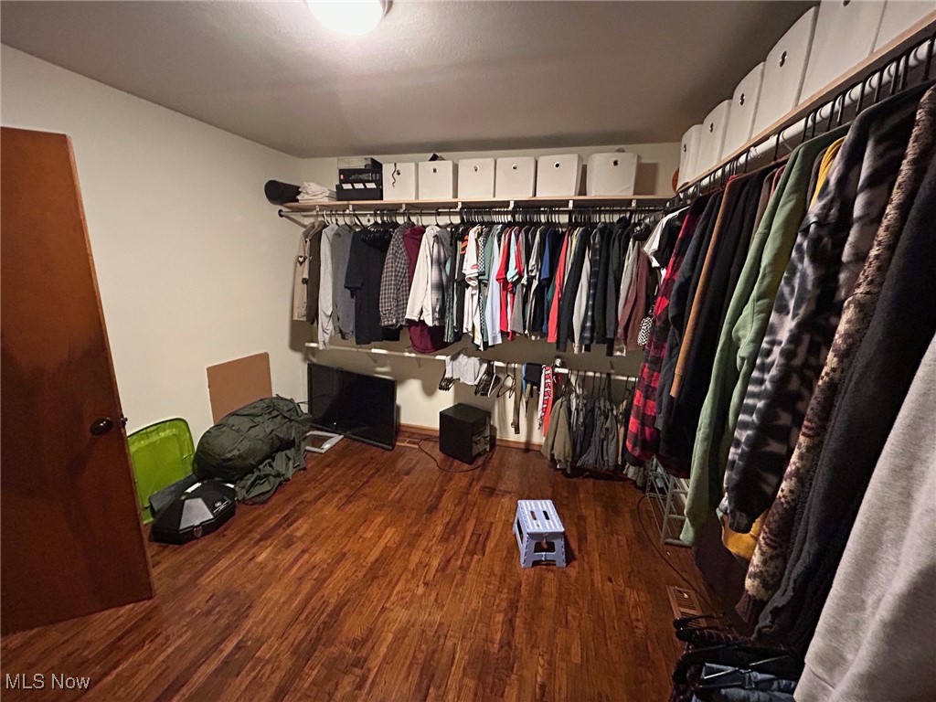 40 Masonic Park Road Marietta, OH 45750 - Photo 28 of 30 Currently used as a closet