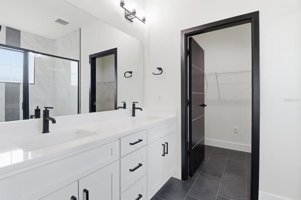 6078 Southwest 150th Lane Road Ocala, FL 34473 - Photo 20 of 38